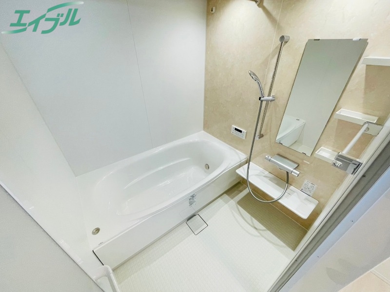 バス・シャワールーム　同型参考写真