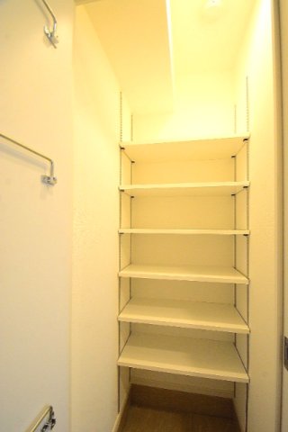 収納　同一仕様写真