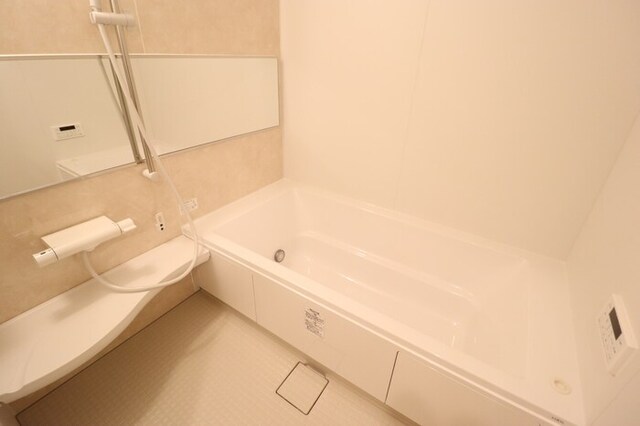 バス・シャワールーム　浴室