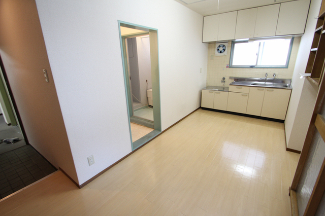 居室・リビング　７．８帖のダイニング