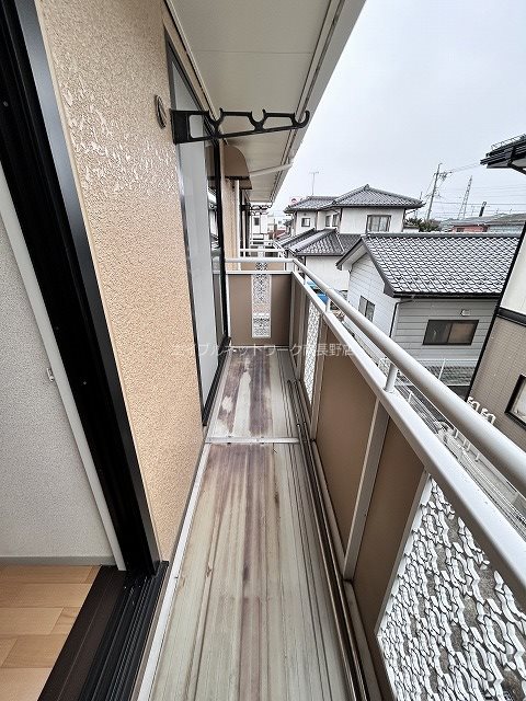 バルコニー　写真は202号室です(参考)