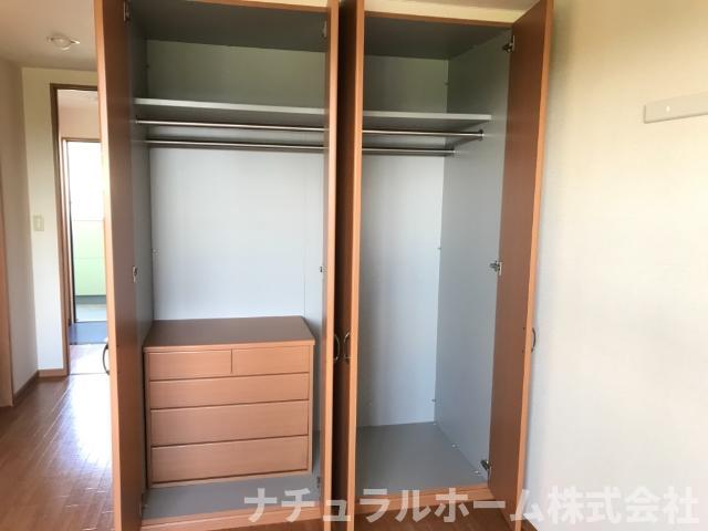 収納　クローゼット