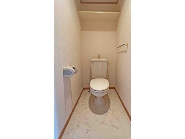 トイレ　ゆったりとした空間のトイレです