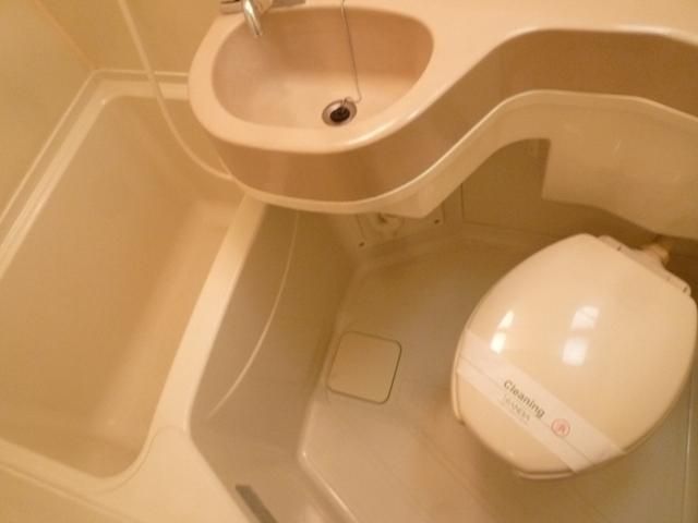 トイレ　別部屋参考写真