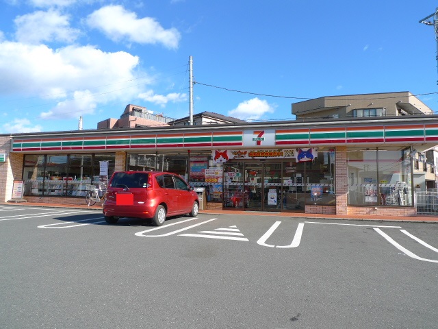 コンビニ　セブンイレブン 蕨錦町2丁目店（コンビニ）まで251m