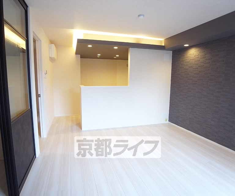 居室・リビング　日当たり良好！明るいお部屋です・