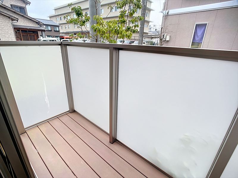 バルコニー　※写真は同物件の別部屋です