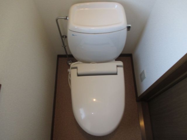 トイレ　バス・トイレが別々タイプのお部屋です