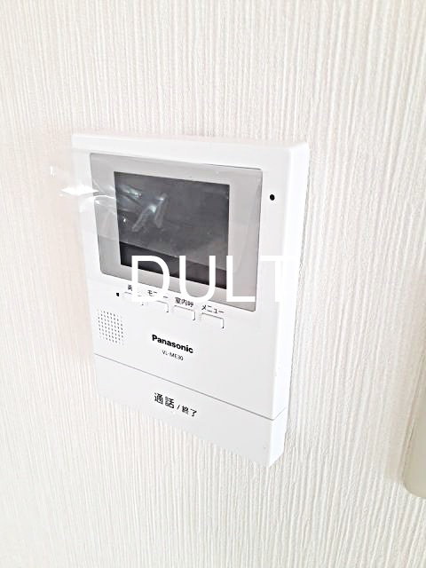 セキュリティ　モニター付きインターホンです。