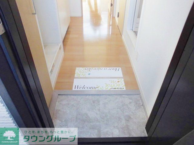 玄関　お部屋探しは株式会社　タウンハウジング　までお気軽にお問合…