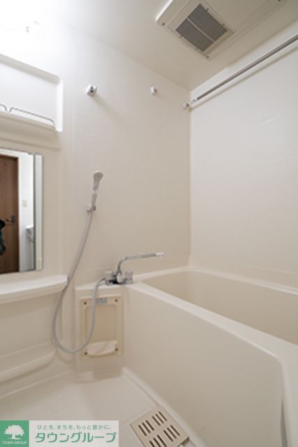 バス・シャワールーム　※写真は同タイプ住戸です。