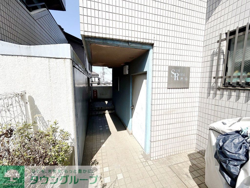 エントランス　エントランス