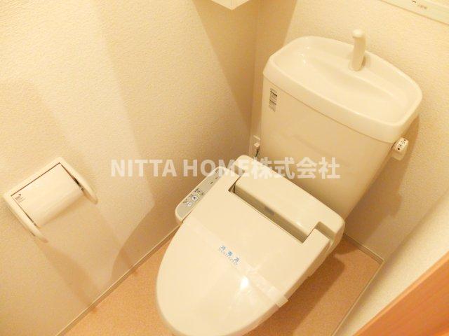 トイレ　ウォシュレットも付いています＊
