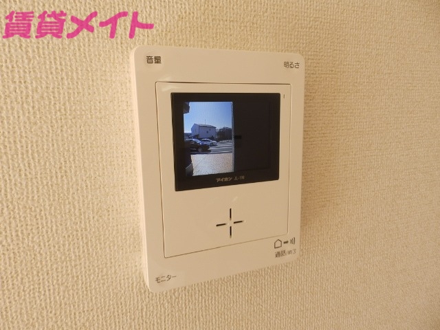 セキュリティ　同型参考写真です