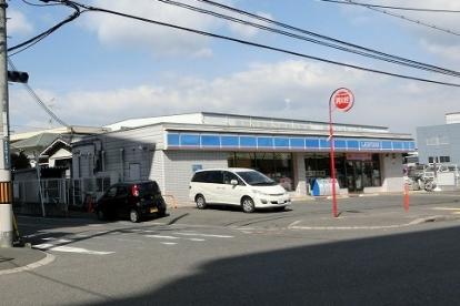 コンビニ　ローソン 東大阪稲田新町二丁目店（コンビニ）まで426m