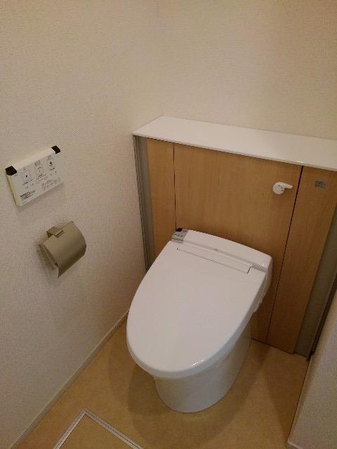 トイレ　温水洗浄便座♪♪