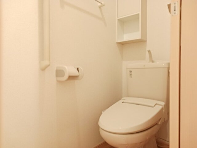 トイレ　トイレもきれいです