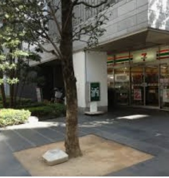 コンビニ　セブンイレブン十二社店（コンビニ）まで158m