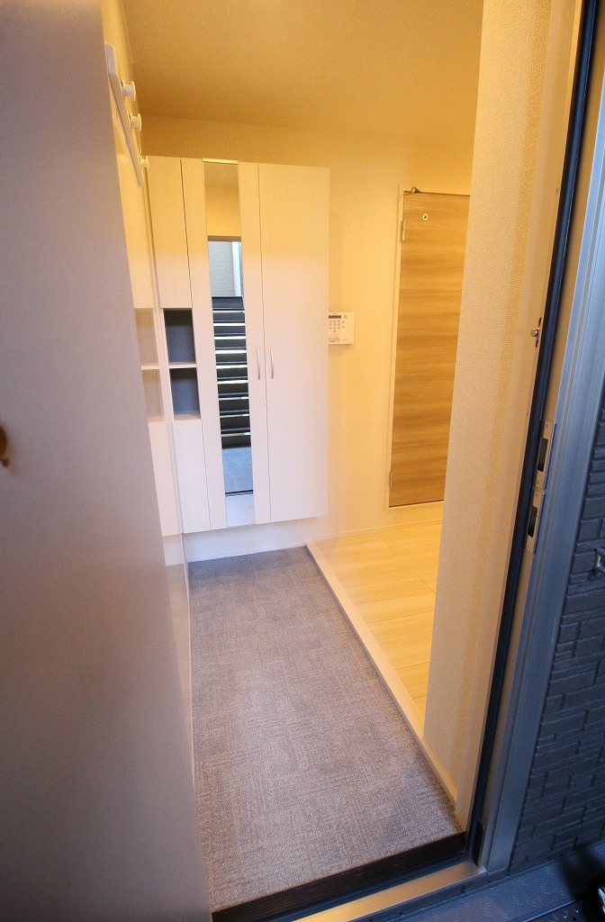 玄関　別の部屋の写真です