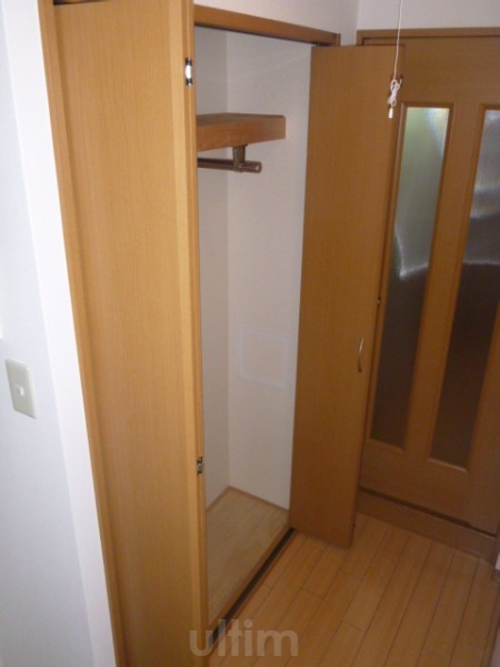 収納　別の部屋の写真