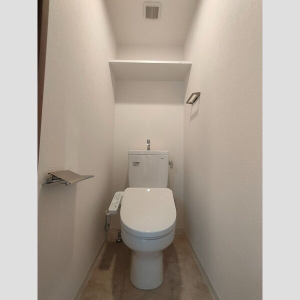 トイレ　トイレもきれいです
