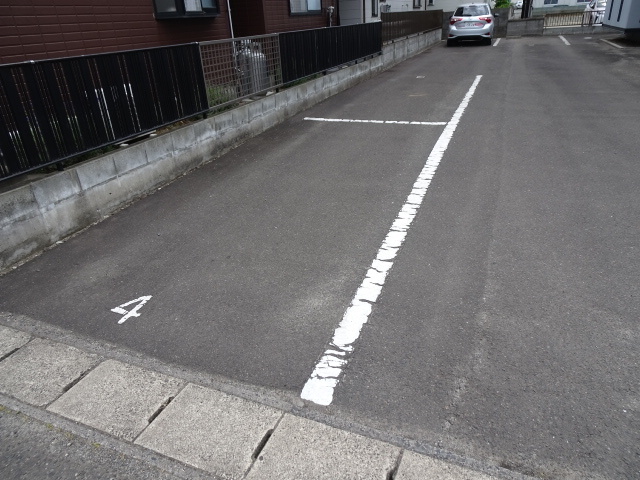 駐車場　敷地内駐車場です★