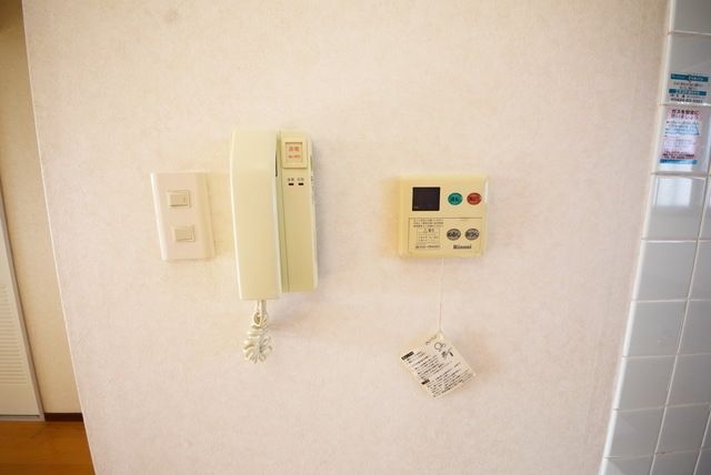 セキュリティ　インターホン付