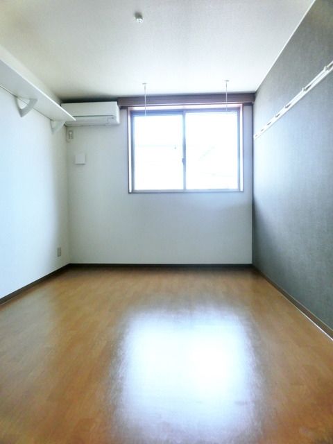 その他部屋・スペース　★明るい洋室★