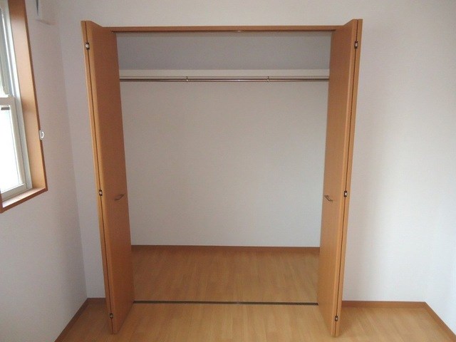 収納　※同間取り別部屋参考写真