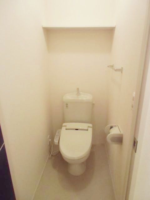 トイレ　別部屋参照