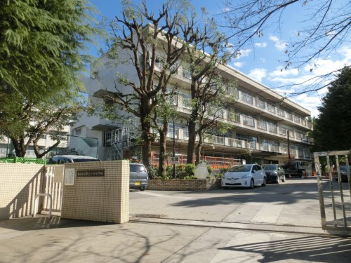 中学校　横浜市立保土ケ谷中学校（中学校）まで1818m