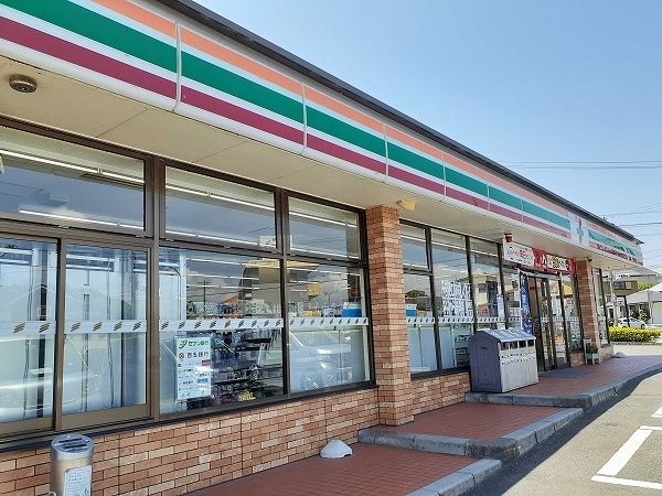 コンビニ　セブンイレブン道伯店（コンビニ）まで600m