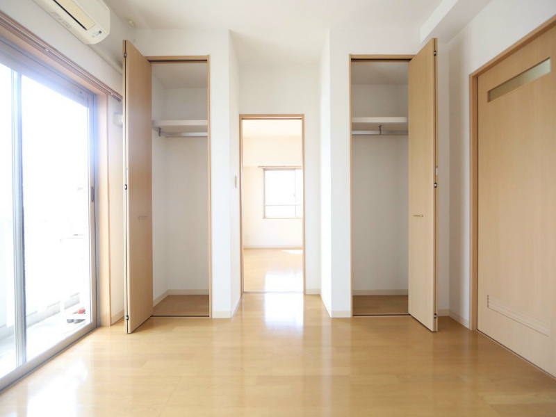 その他　洋室6.2帖　クローゼット付（収納充実してます）