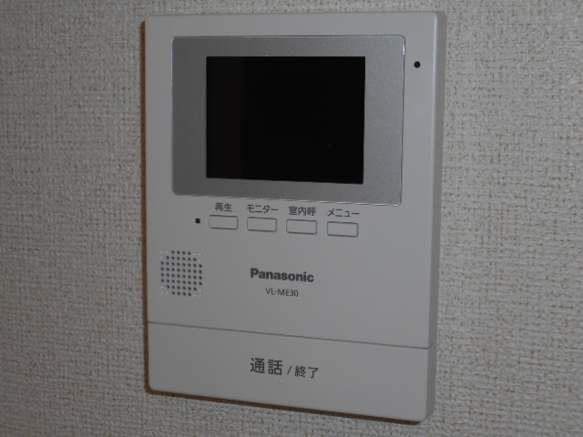 セキュリティ　カラーＴＶモニター付インターホン完備