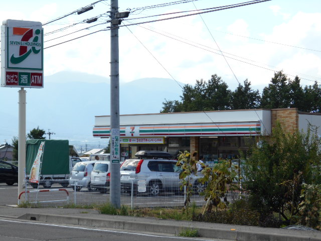 コンビニ　セブンイレブン白姫店（コンビニ）まで61m