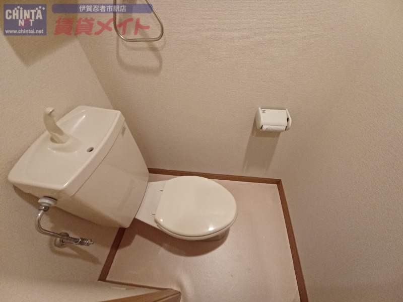 トイレ　別部屋参考写真
