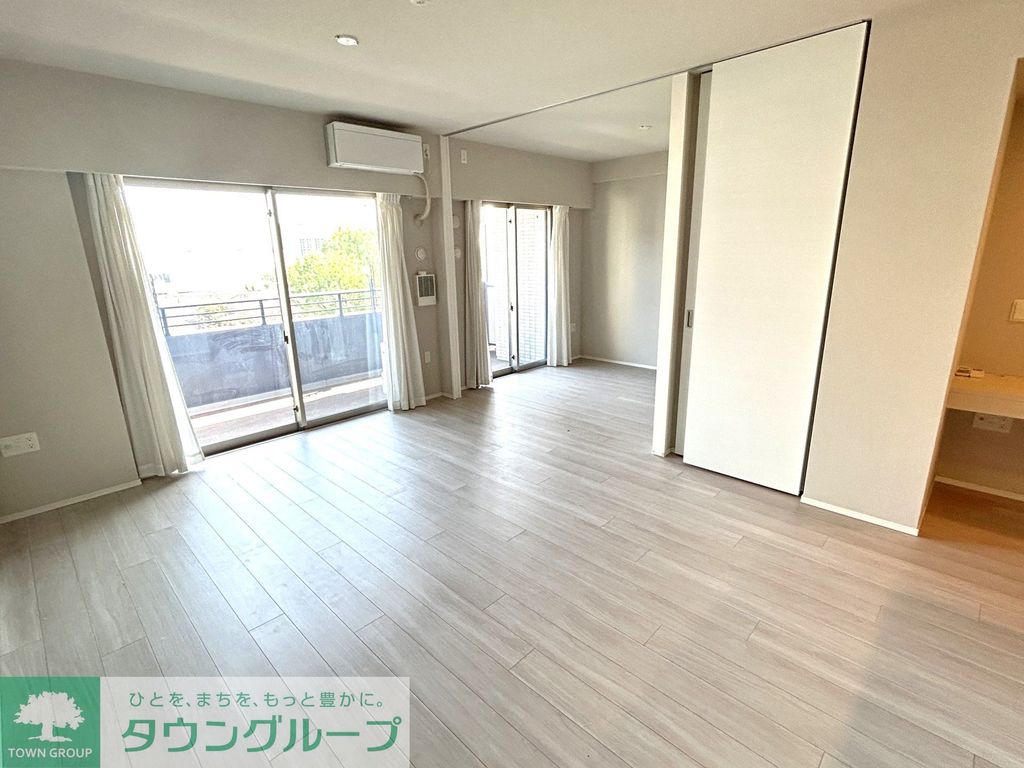 その他部屋・スペース　リビングダイニング約12.1帖（レースは撤去済）