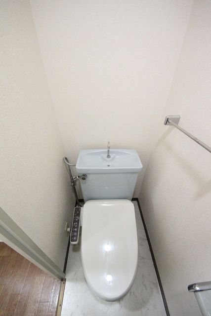 トイレ　別部屋参照写真