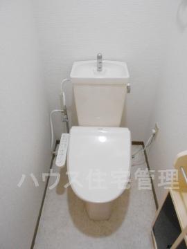 トイレ　シャワー付トイレ