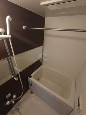 バス・シャワールーム　別部屋の参考写真になります。