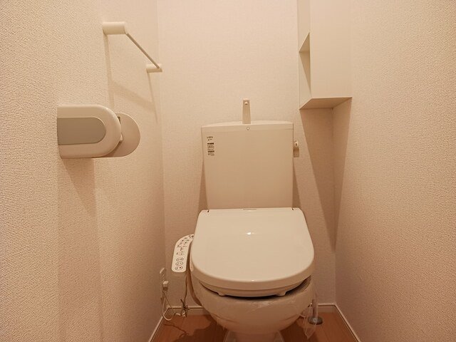 トイレ　トイレもきれいです