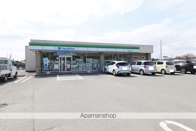 コンビニ　ファミリーマート鳴門姫田店（コンビニ）まで828m