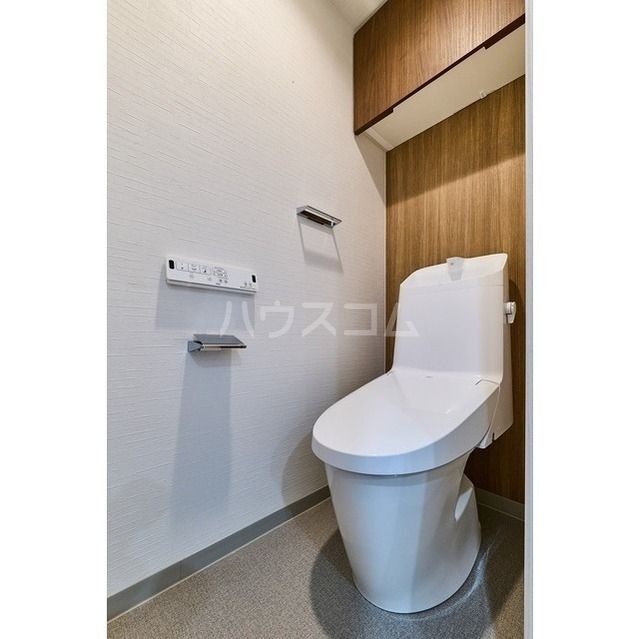 コンフォリア・リヴ文京千駄木のトイレ写真