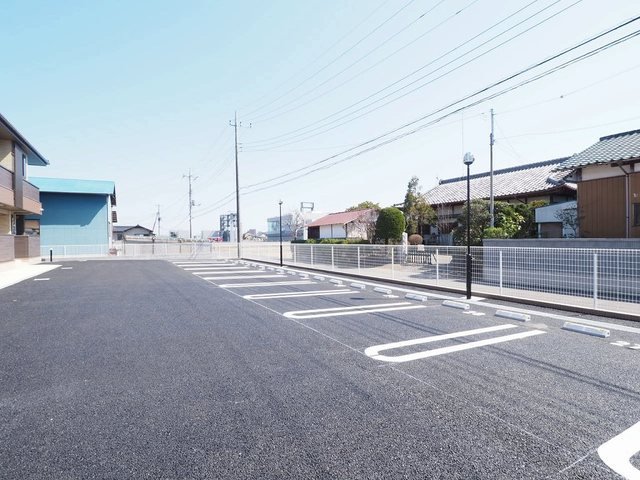 駐車場　駐車場完備です