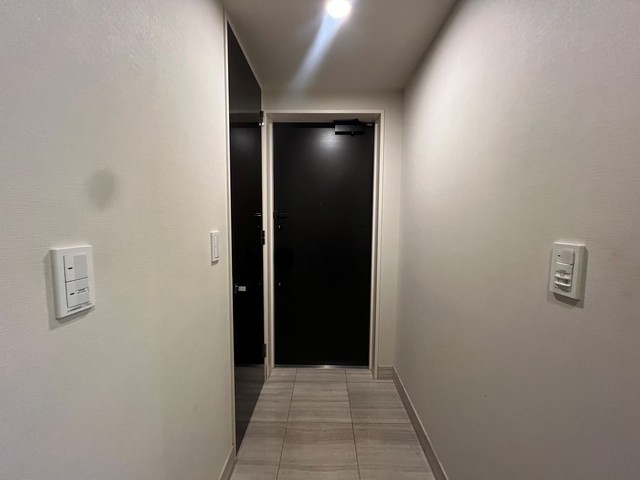 玄関　玄関／シューズインクローク