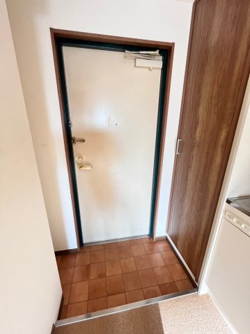 玄関　別号室の写真です。ご参考までに