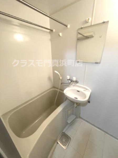 バス・シャワールーム　(参考)同マンション他部屋の写真