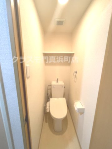 トイレ　(参考)同マンション他部屋の写真
