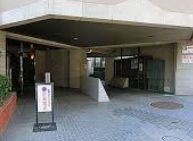 エントランス　建物の内部です