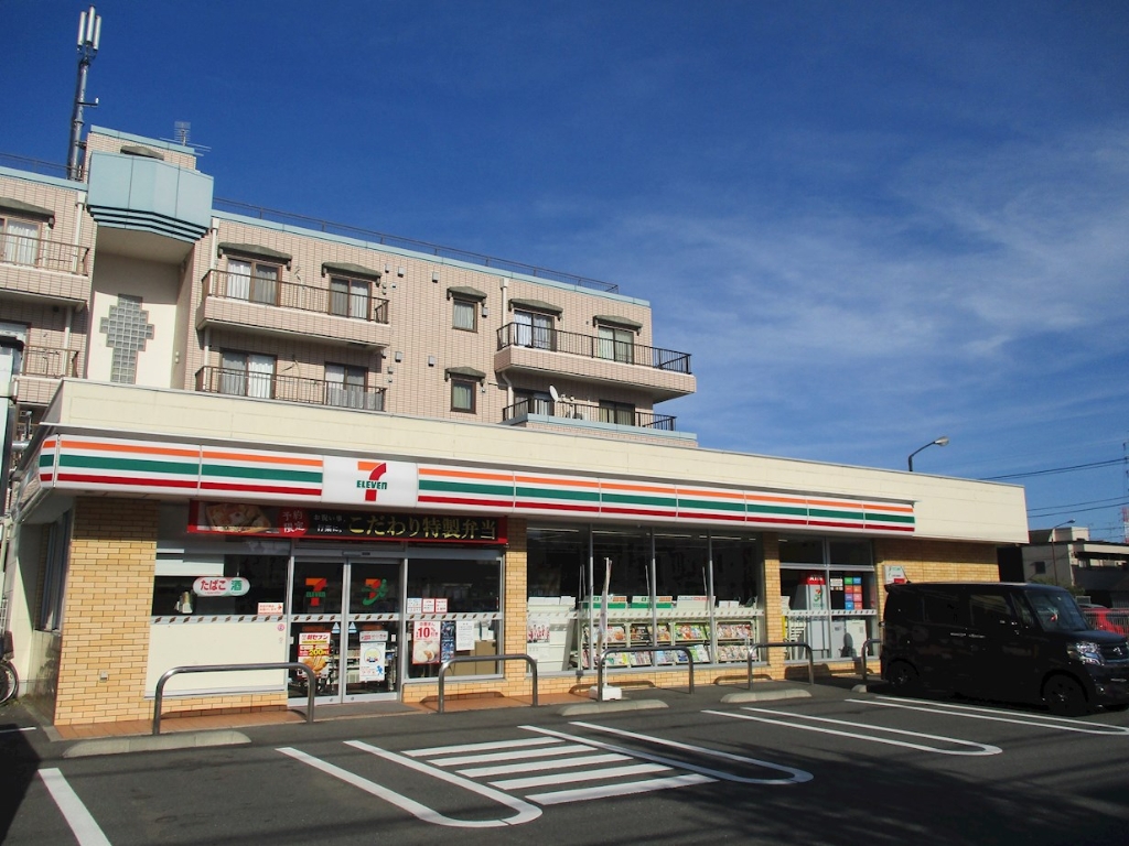 コンビニ　セブンイレブン 町田中町2丁目店（コンビニ）まで395m